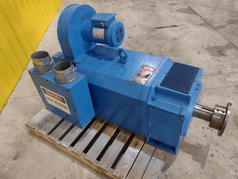 300 HP RELIANCE ELECTRIC AC MOTOR: STOCK #20978