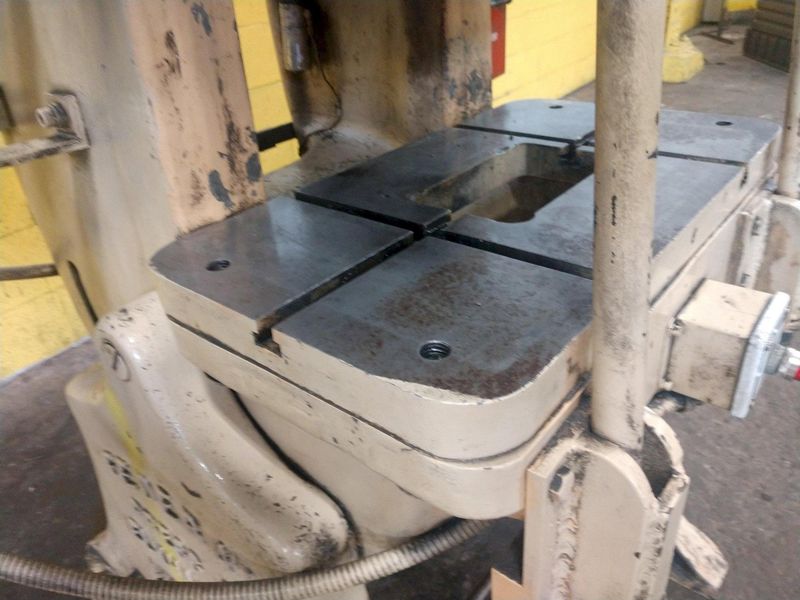 46 TON FEDERAL OBI PRESS; 2" STROKE: STOCK #14321