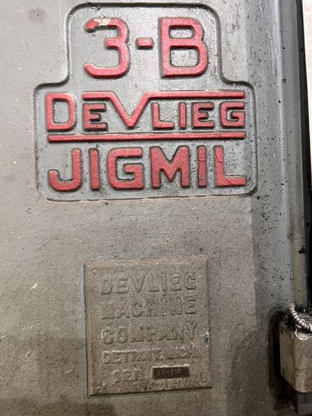 #3B DEVLIEG MODEL #3B-48 SPIRAMATIC HORIZONTAL SPINDLE TABLE JIG MILL: STOCK #22358