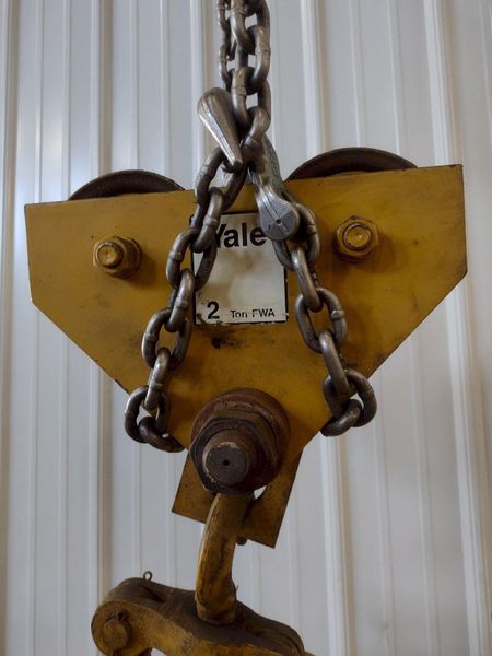 2 TON (4,000 LB) YALE MODEL #MEL2N10H652 ELECTRIC CHAIN HOIST: STOCK #15218