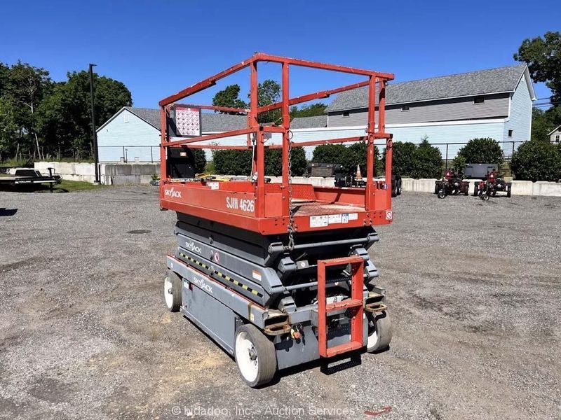 SKYJACK MODEL #SJ4626 ELECTRIC SCISSOR LIFT: STOCK #78534