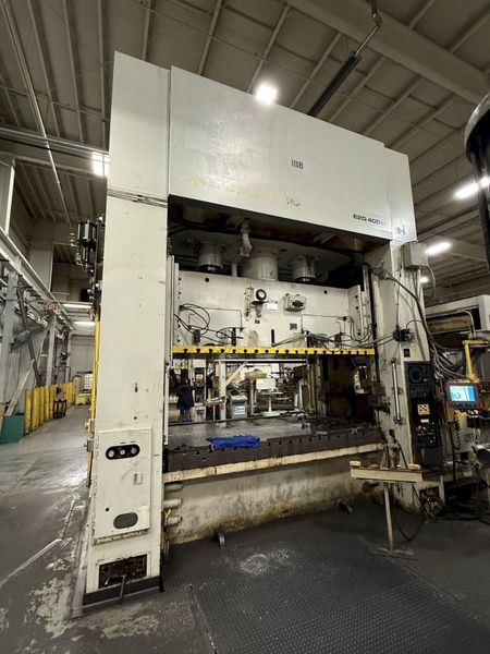 400-ton Komatsu Model# E2G-400 Used Straight Side Mechanical Stamping Press For Sale