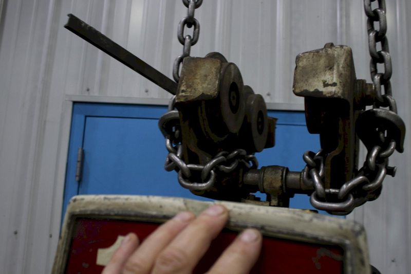 1 TON ELECTRIC HOIST: STOCK #74000