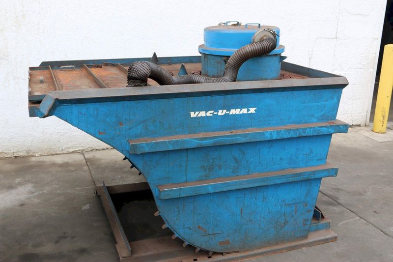 VAC-U-MAX MODEL 6.865 DUST COLLECTOR VACUMM W/ HOPPER: STOCK #70595