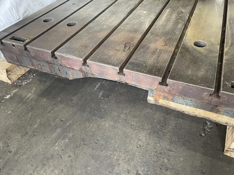 80" X 157" X 13" G & L T SLOTTED FLOOR PLATE:  STOCK #76803