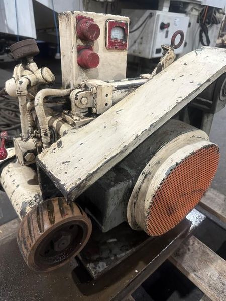 3" Ryman Model 513 Abrasive Roll Grinding  Lathe Attachment