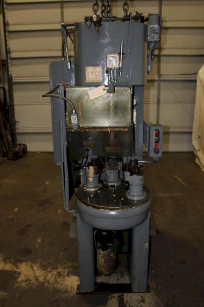 10 TON DENSON HYDRAULIC PRESS WITH 6 STATION ROTARY TABLE