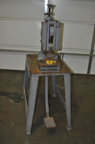 7 TON RUESCH KICK PRESS