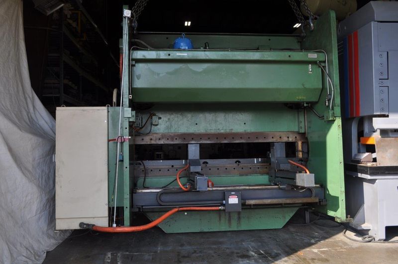 350 TON X 12' CINCINNATI HYDRAULIC PRESS BRAKE