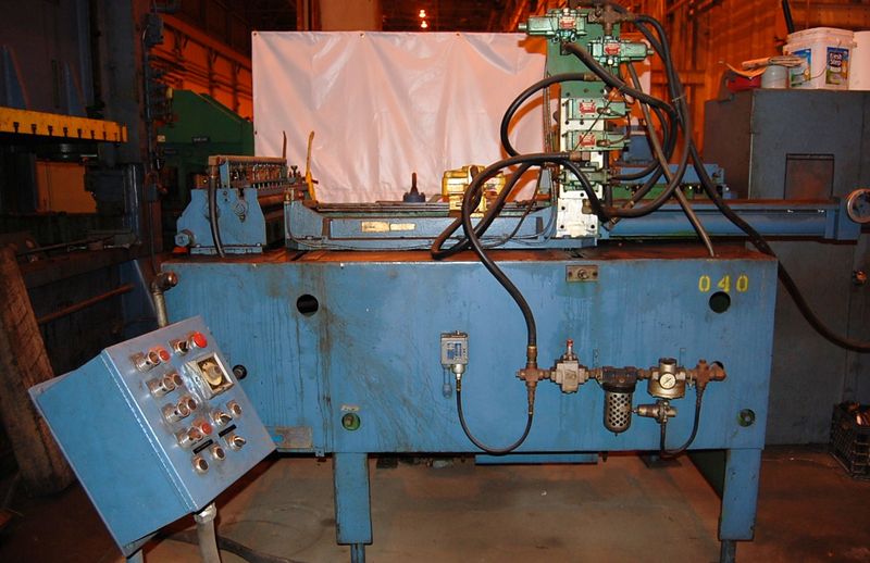 30" x 30" x .125 COILMATIC FEEDER STRAIGHTENER