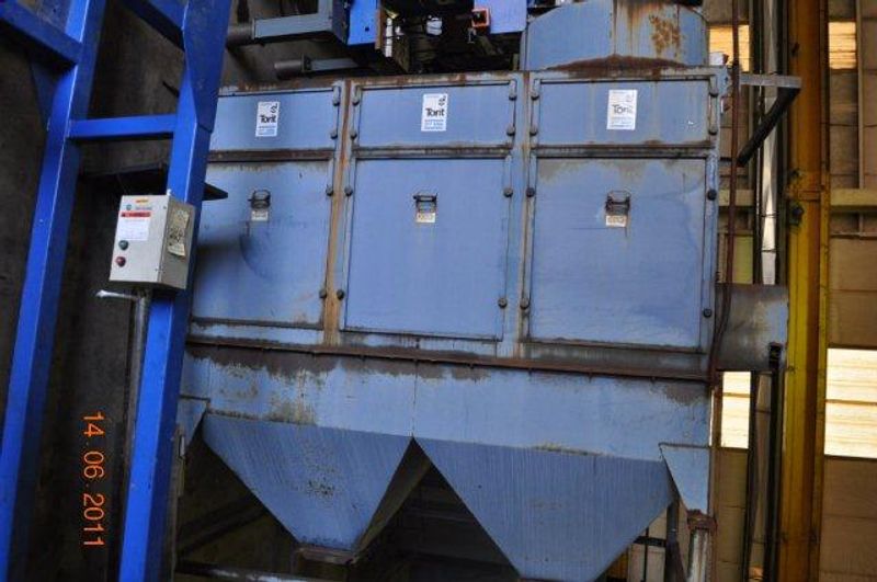 TORIT DUST COLLECTOR