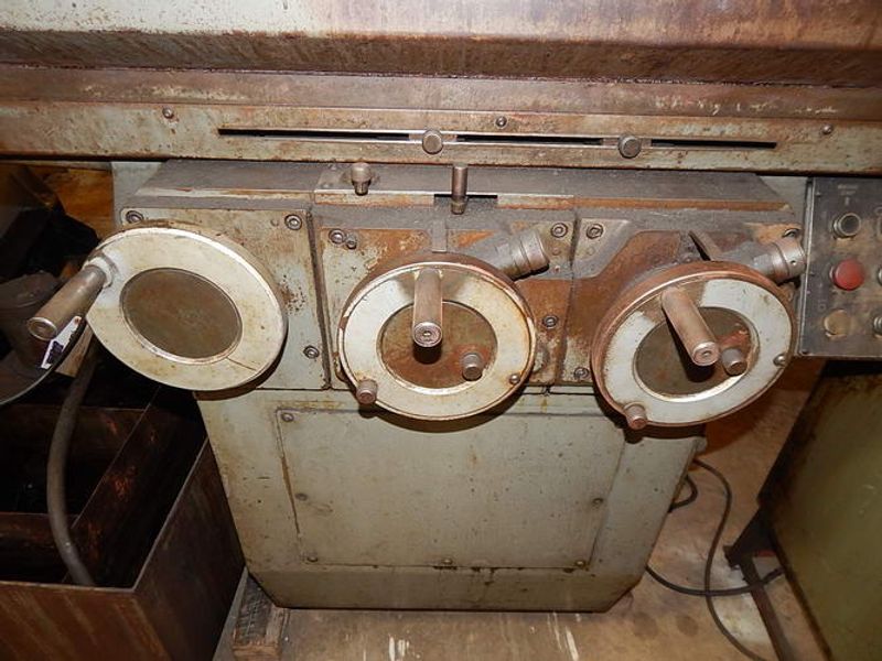8" x 18" BROWN AND SHARPE HYDRAULIC SURFACE GRINDER