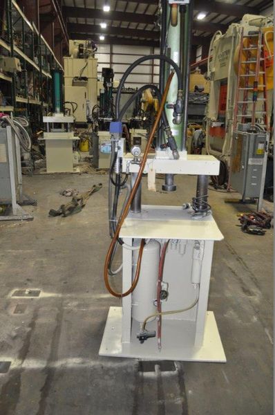 50 TON TOX PRESSOTECHNIK  MB-50 AIR OVER HYDRAULIC PRESS