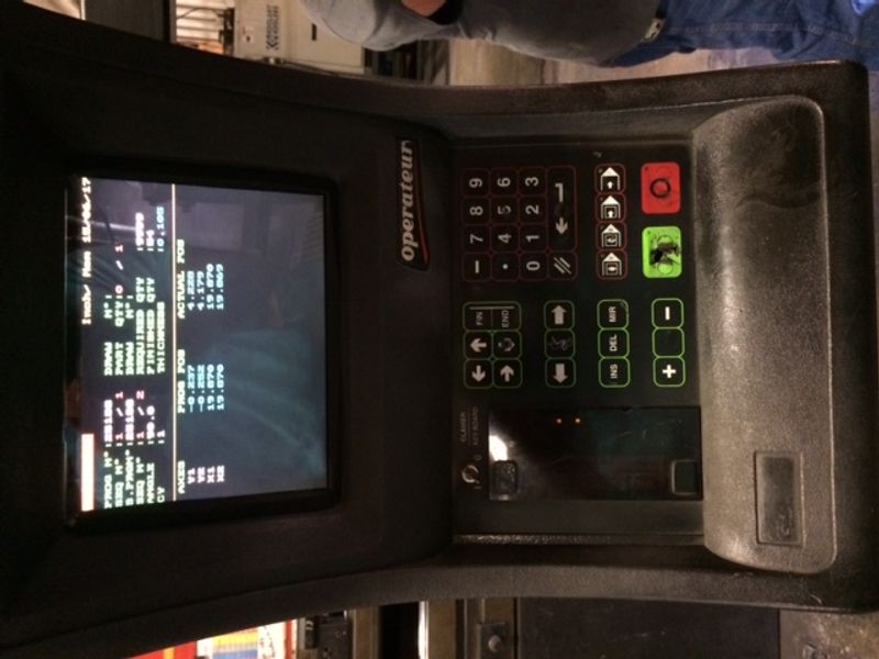 138 TON AMADA HYDRAULIC PRESS BRAKE