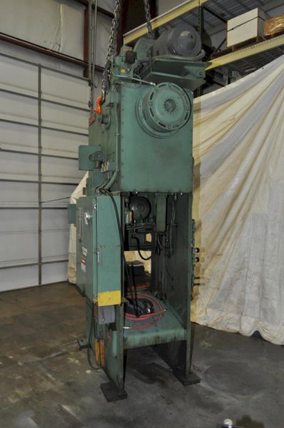 100 TON NIAGARA OBI PRESS 6" STROKE 39" X 25" BED AIR CLUTCH