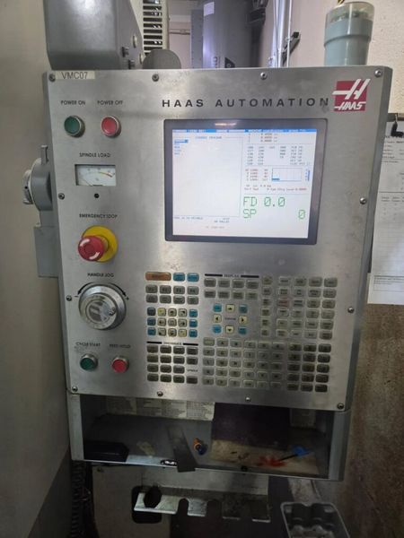 Haas Model MDC 500 CNC Drill Tap VMC w/ Rotary Pallet Changer (2005)