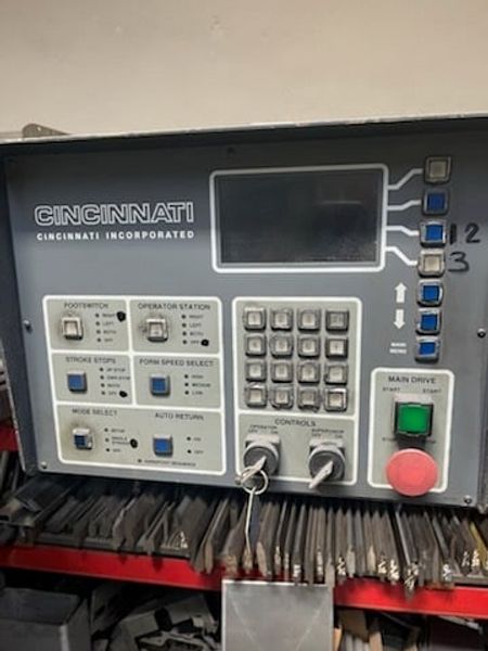 1998 Cincinnati 90CBIIX8 Press Brake (#6004)