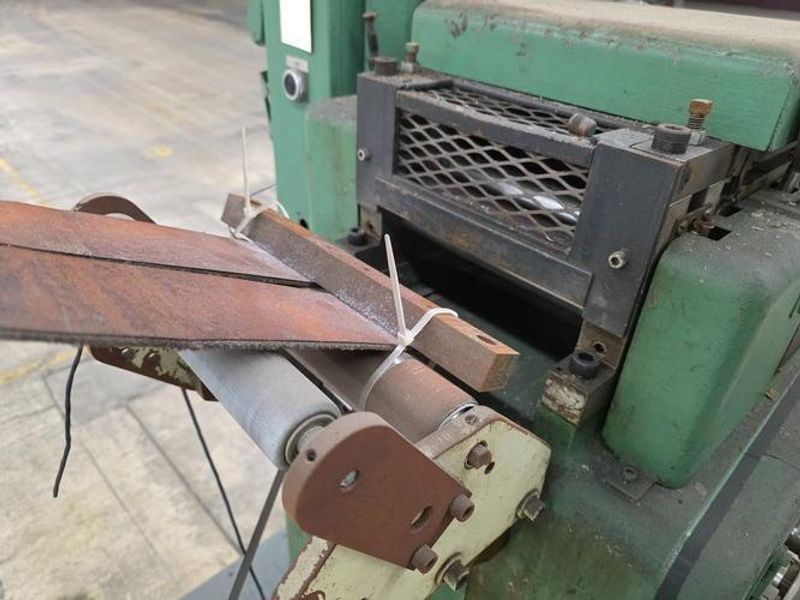 .025" x 8" LITTELL Straightener