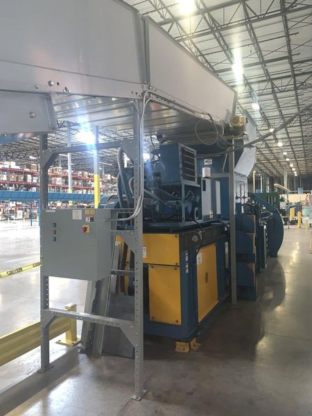 48" W X 42' L WYNRIGHT INCLINED POWERED BALER FEED BELT CONVEYOR: STOCK 17467