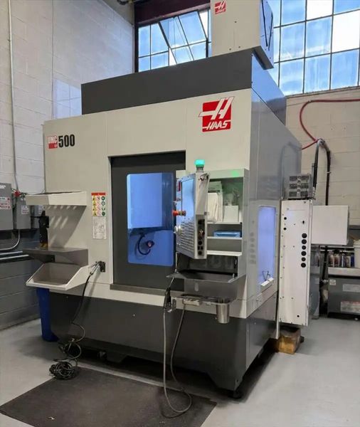 Haas UMC-500 CNC 5-Axis Vertical Machining Center (2020)