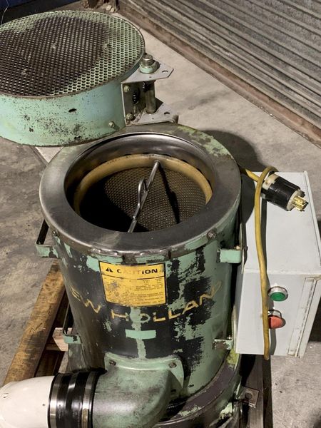 New Holland Model K-24 Spin Dryer