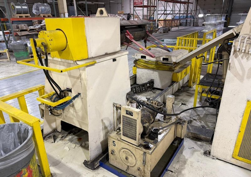 10000 LB X 14" X .183" PERFECTO UNCOILER AND STRAIGHTENER
