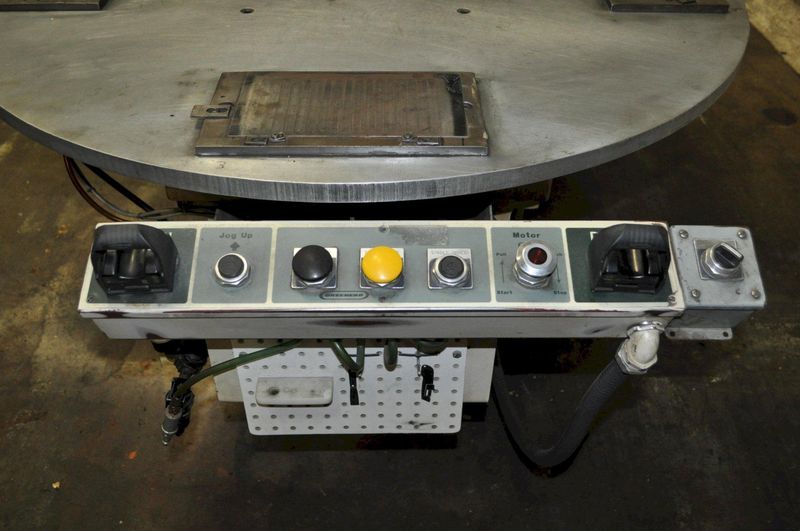 30 TON GREENERD HYDRAULIC PRESS