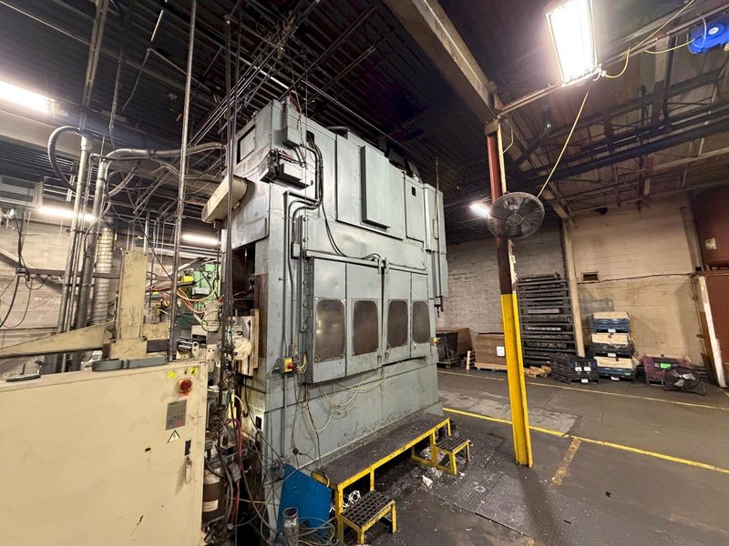 300 TON MINSTER PM3-300-84