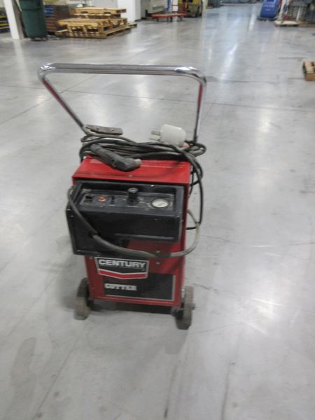 Century Portable Plasma Cutter 230/208V Single Phase- Auction Item