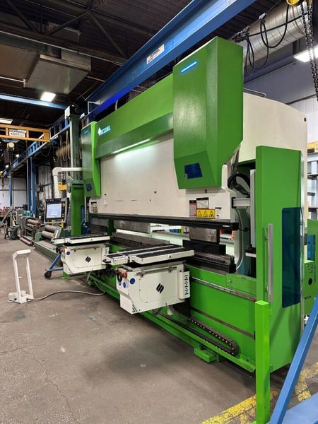 Accurl Genius 350T 350 Ton x 13′ CNC Press Brake (2021)