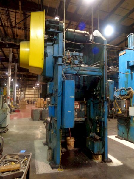 200 TON NIAGARA DOUBLE CRANK GAP FRAME PRESS: STOCK #68195