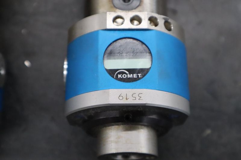 Komet Komtronic M0400151 ABS50/32 Digital Boring Tools with CT40 Taper Holders (2)- Auction Item