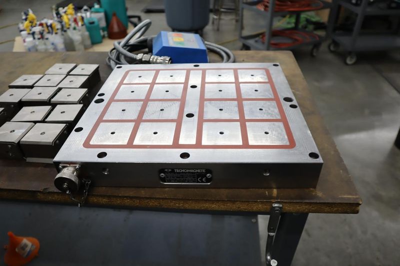 Tecnomagnete Electronic Magnetic Workholding Chuck with Control and Magnetic Blocks, 14" x 16" Base- Auction Item