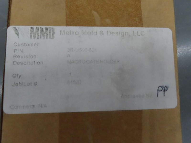 System 3R-US 90-601 Macro Gate Holder- New In Box- Auction Item