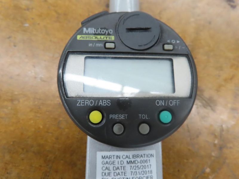 Mitutoyo Absolute Digimatic Indicator ID-C Digital Dial Gauge w LCD Display- Auction Item