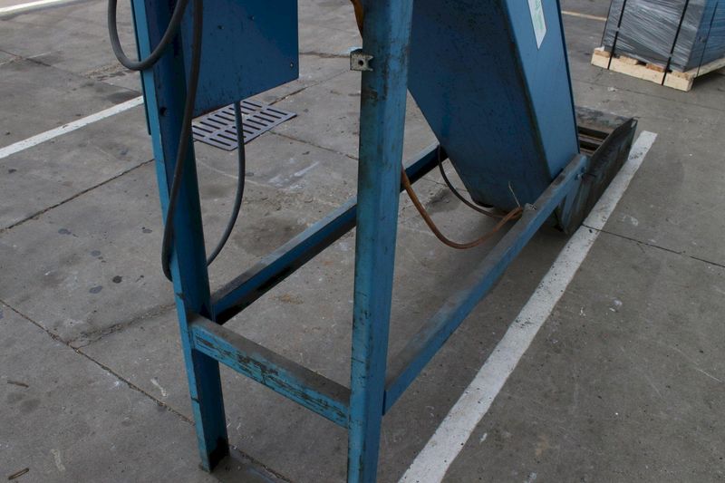 WARDCRAFT INCLINED CHIP CONVEYOR: STOCK #76350