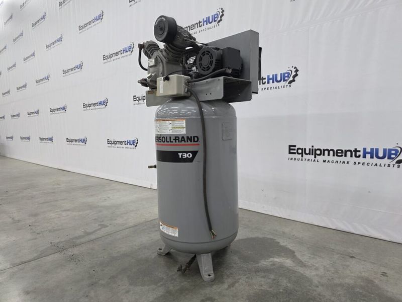 Ingersoll-Rand 2475N7.5 7.5 HP Air Compressor