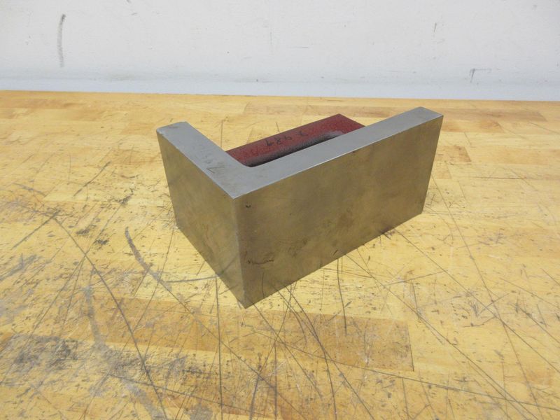 Suburban Tool URA 040508G Precision Ground Angle Plate 4" x 5" x 8"- Auction Item
