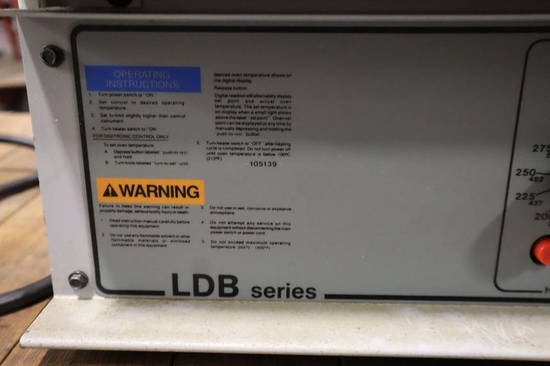 Despatch LDB1-17 Electric Forced Air Lab Oven, 400 Deg F Max, 17.5 Cu Ft Chamber, Controls, Single Phase- Auction Item