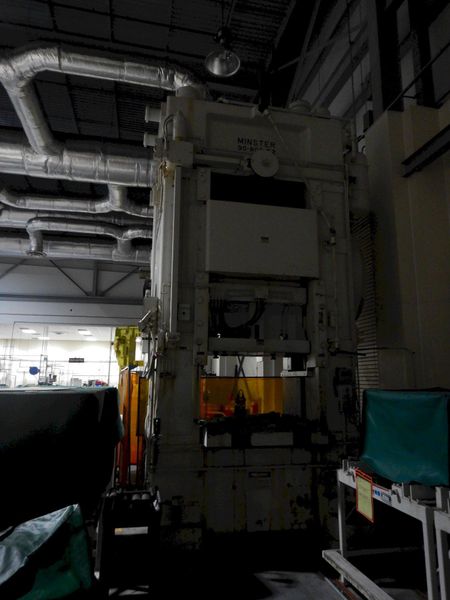 800 TON  MINSTER MODEL #90-800 KNUCKLE JOINT PRESS : STOCK #77652