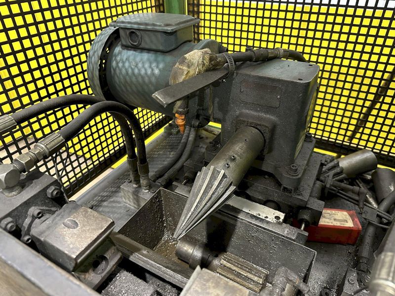 2.5" JR AUTOMATION TUBE DEBURRING & ID CHAMFERING MACHINE: STOCK #19033