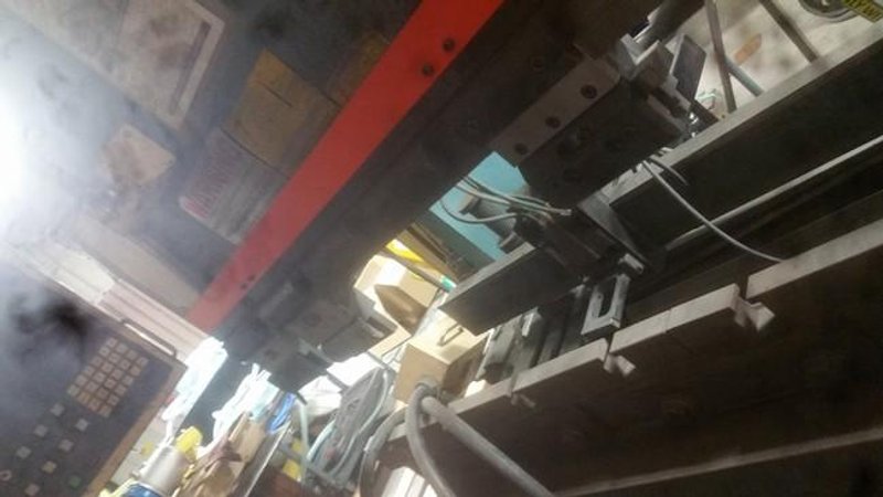 88 Ton Amada RG-80, '86, 98.6"Bend,3.9"Str,14.6"Open Ht,NC9EX Ctrl,Full Set Upper Clamps