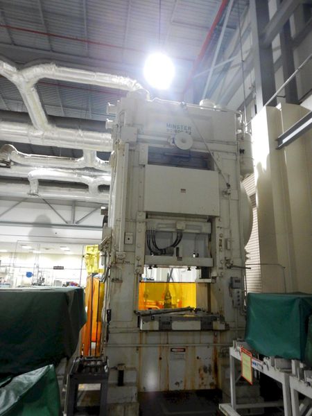 800 TON  MINSTER MODEL #90-800 KNUCKLE JOINT PRESS : STOCK #77652