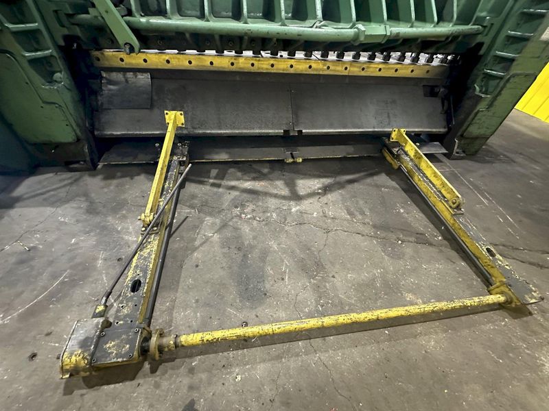 12' X 1/2" WYSONG MODEL #1250 MECHANICAL POWER SQUARING SHEAR: STOCK #19618
