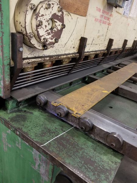 13' x 1/4" LVD Hydraulic Shear