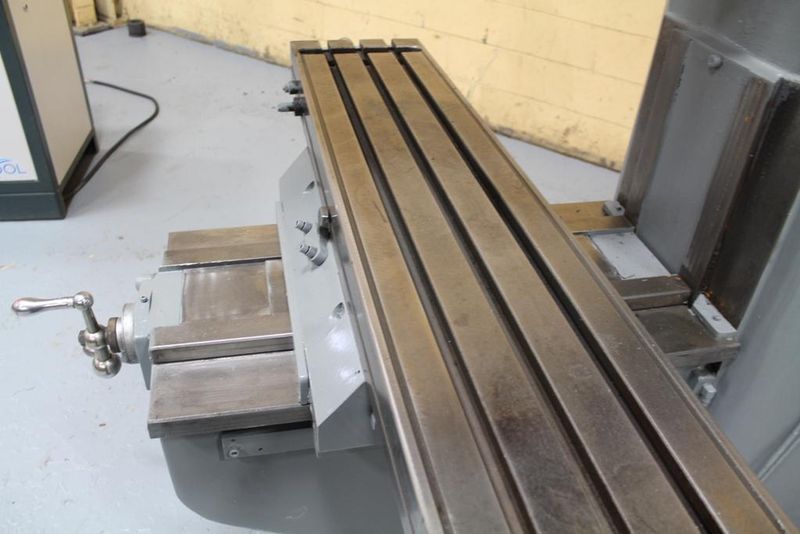 3 HP COMET RAM TYPE VERTICAL RAM TYPE MILL: STOCK #61851