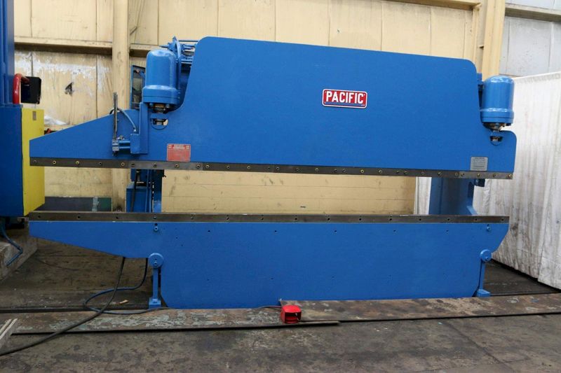 70 TON X 14' PACIFIC HYDRAULIC PRESS BRAKE: STOCK #61682