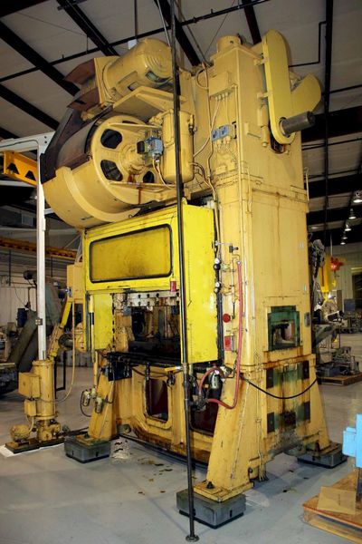 250 TON VERSON MODEL #HS2-250-54-30T SSDC PRESS: STOCK #64792