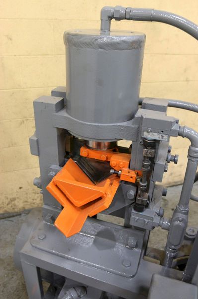 70 TON WA WHITNEY WEBB FLANGE FRAME HYDRAULIC PUNCH: STOCK #65895