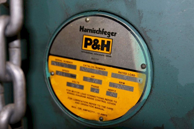 2 TON P&H CHAIN HOIST: STOCK #68722